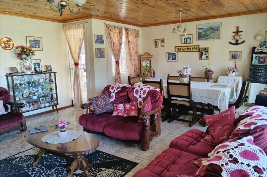 2 Bedroom Property for Sale in Cloetesville Western Cape